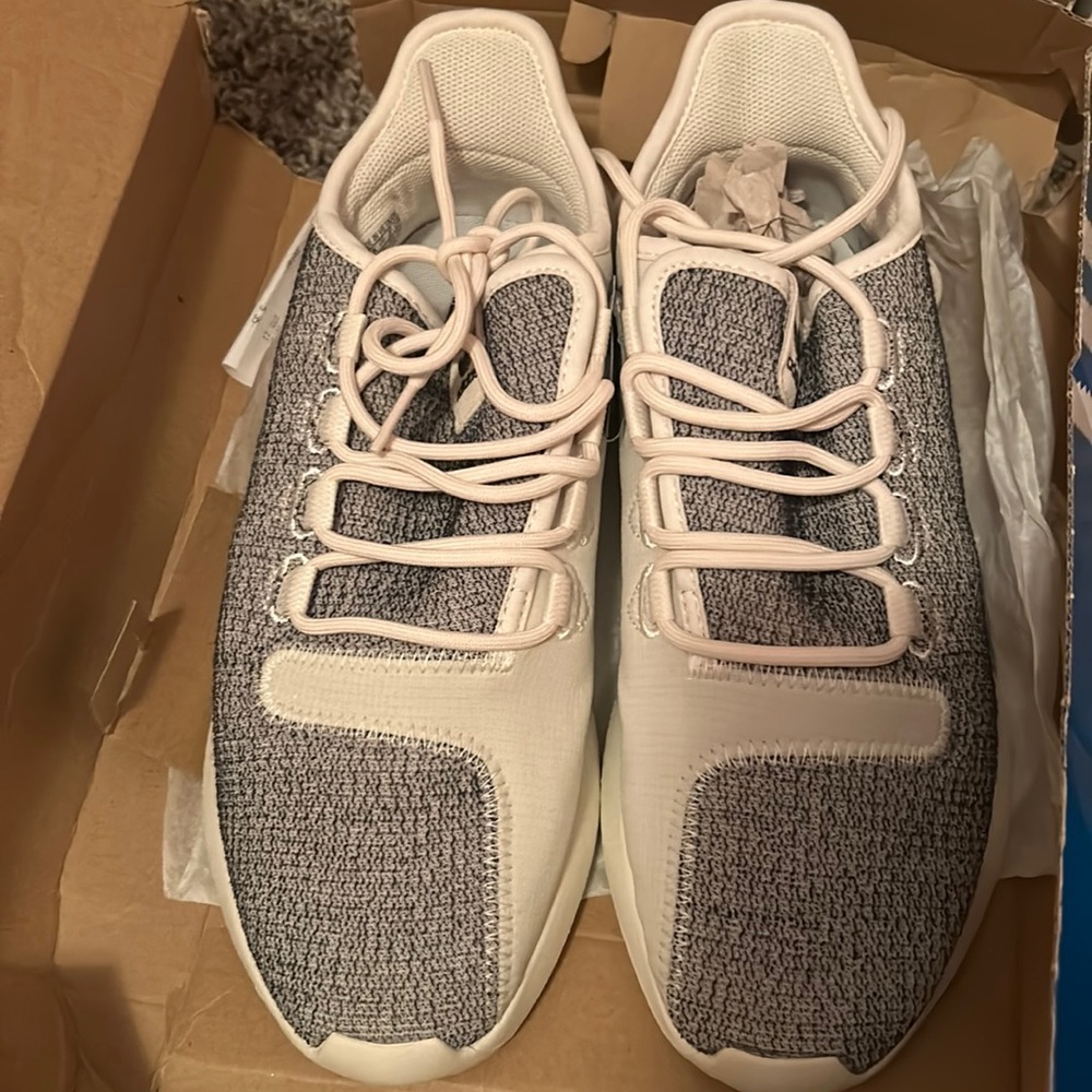 Adidas Tubular Shawdow Brand New never worn